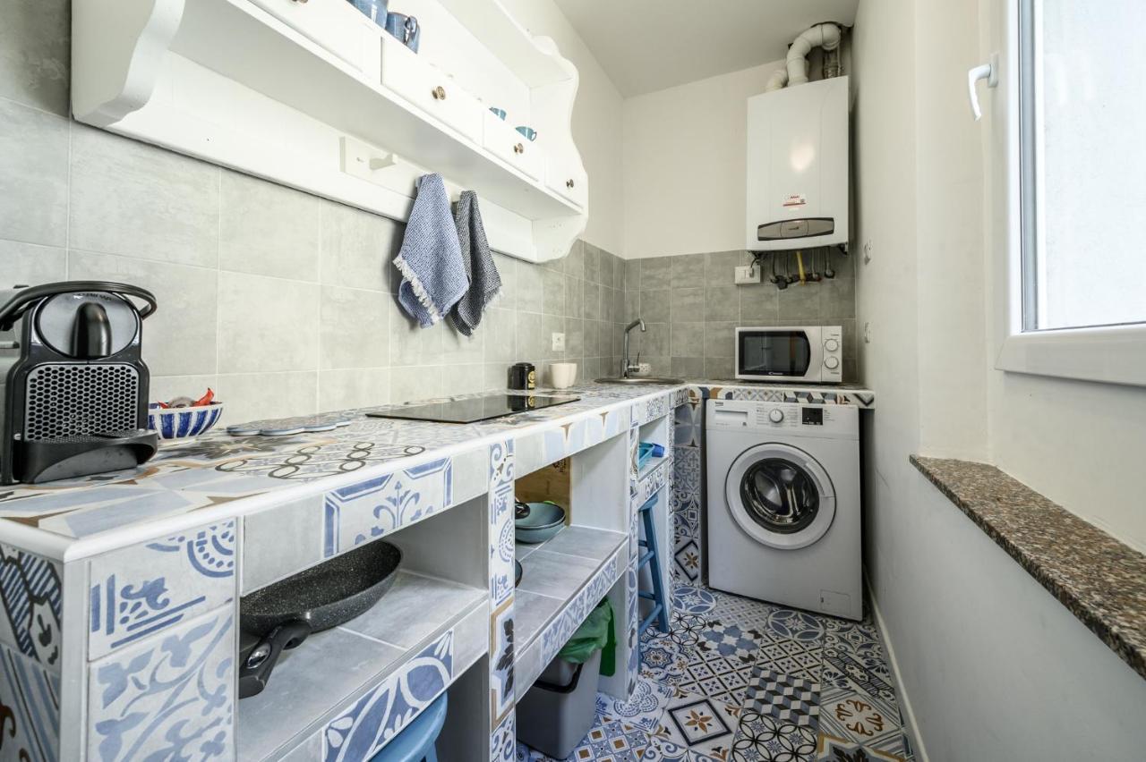 Le Finestre Sul Borgo 2 Apartman Parma Kültér fotó