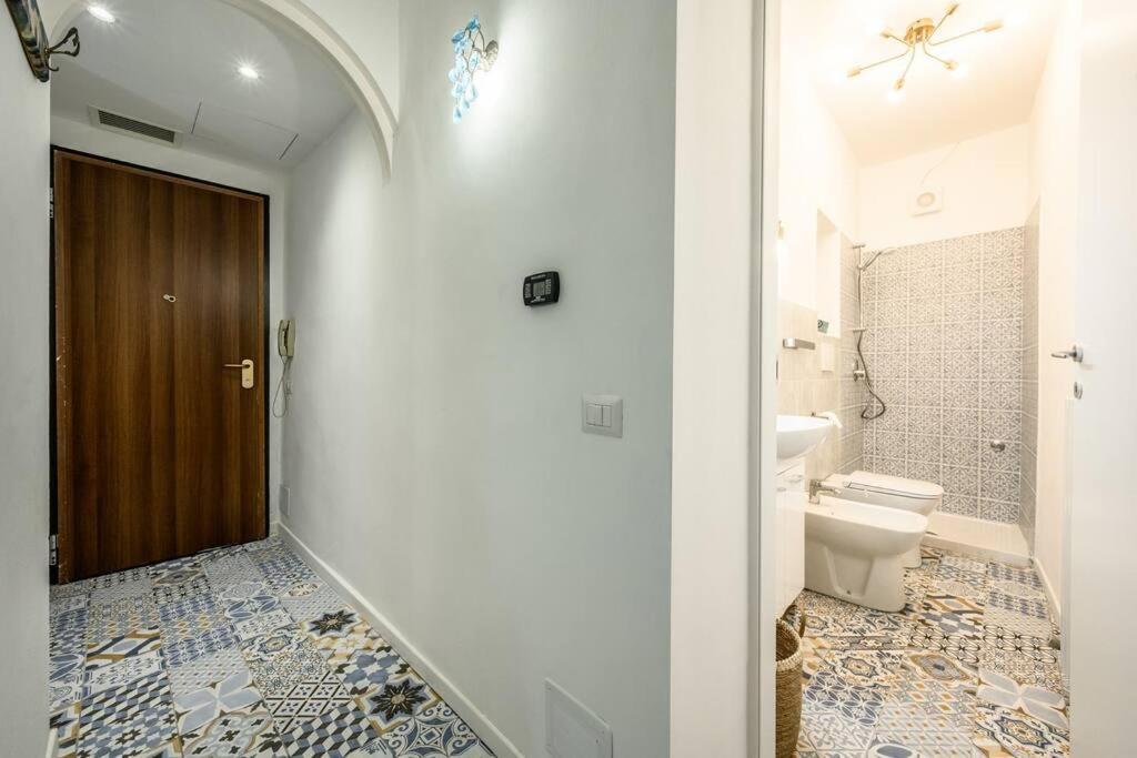Le Finestre Sul Borgo 2 Apartman Parma Kültér fotó